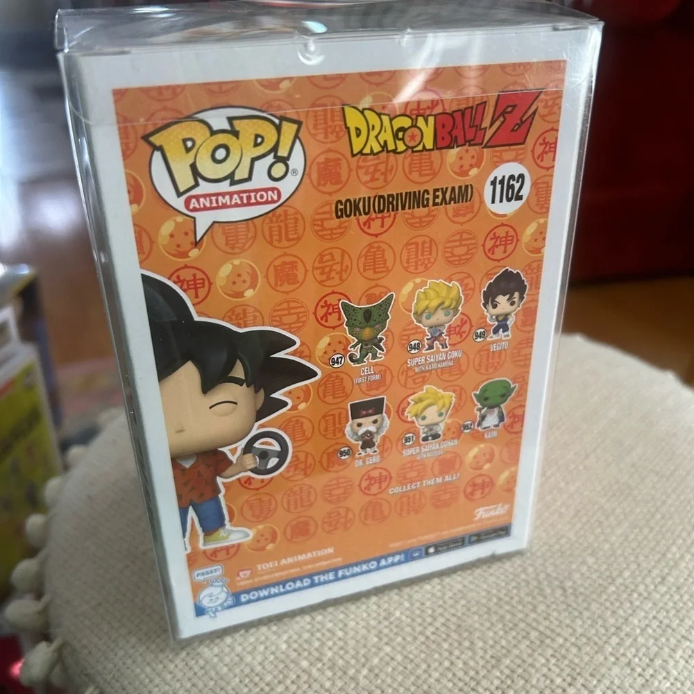 Funko Pop! Dragon Ball Z #1162 Goku Driving Exam 2022 Summer Convention - Picture 4 of 9